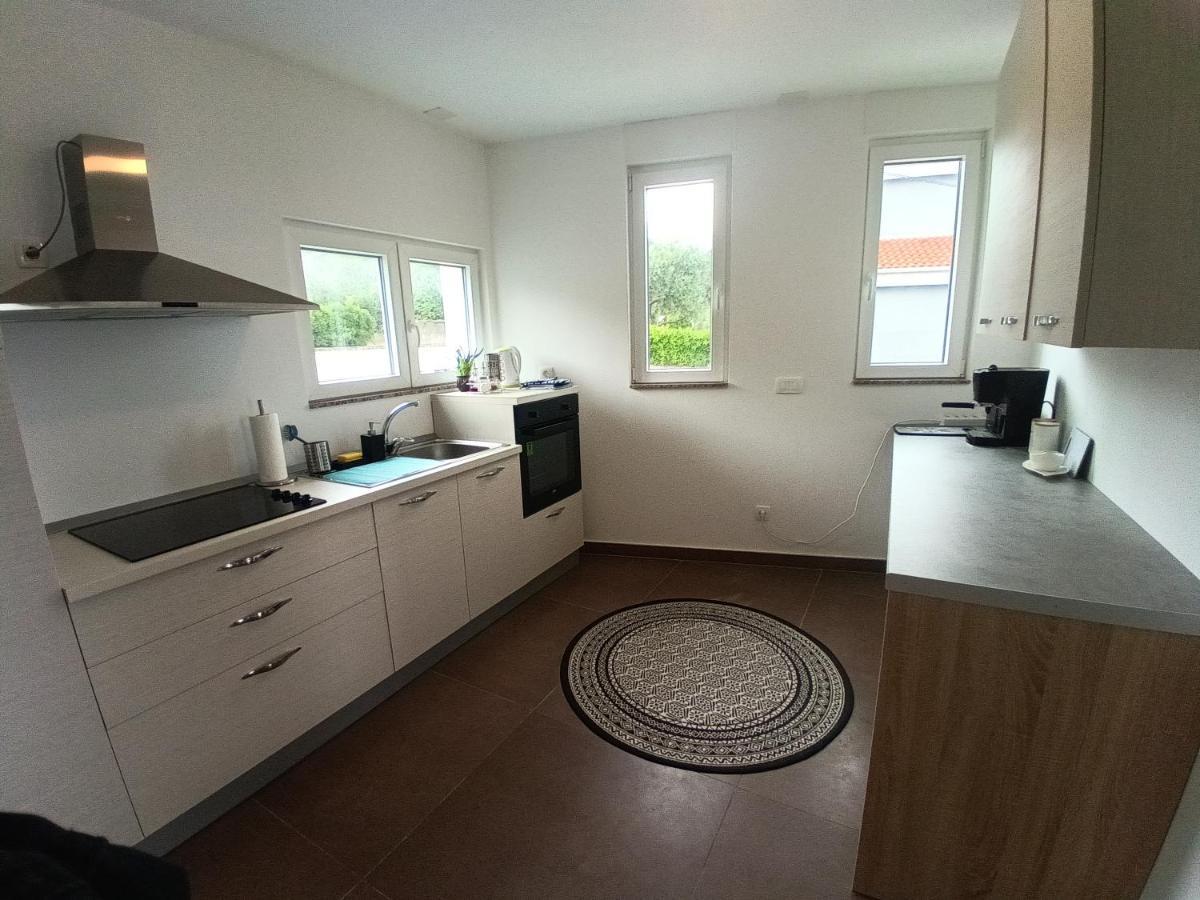 Searenity Pool Suite - Seafront Krmpote-Vodice Zewnętrze zdjęcie